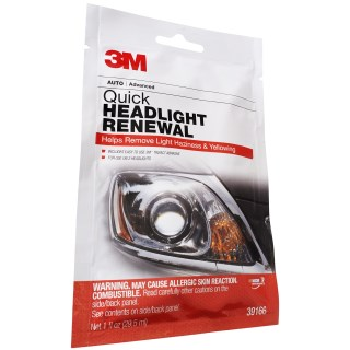3M Quick Headlight Clear Coat Kit (contains 2x wipes, 1x 3000 grit sanding  disc)